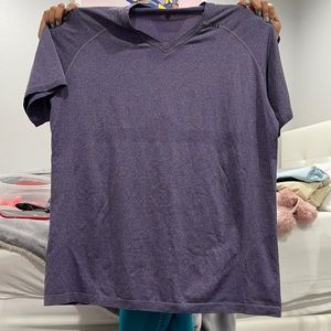 lululemon tshirt